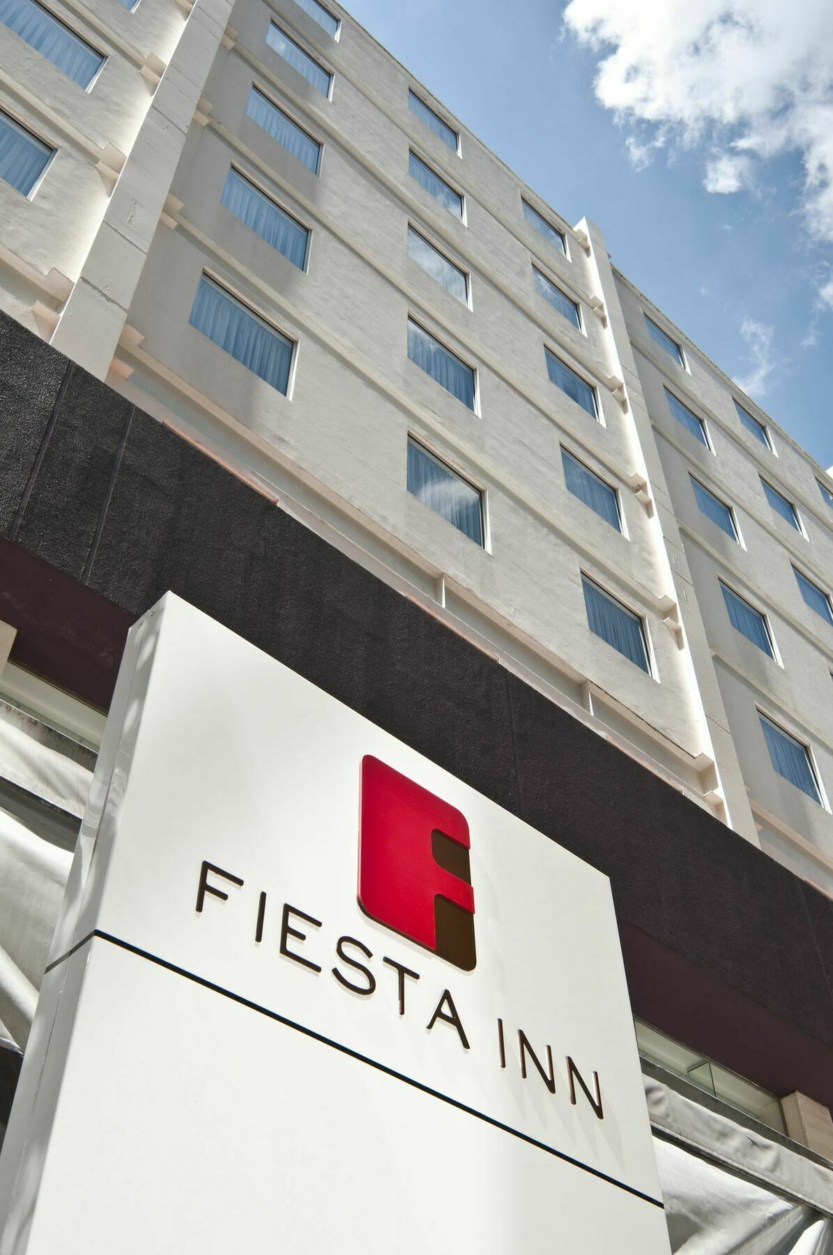 Fiesta Inn Express Queretaro Constituyentes Exterior photo